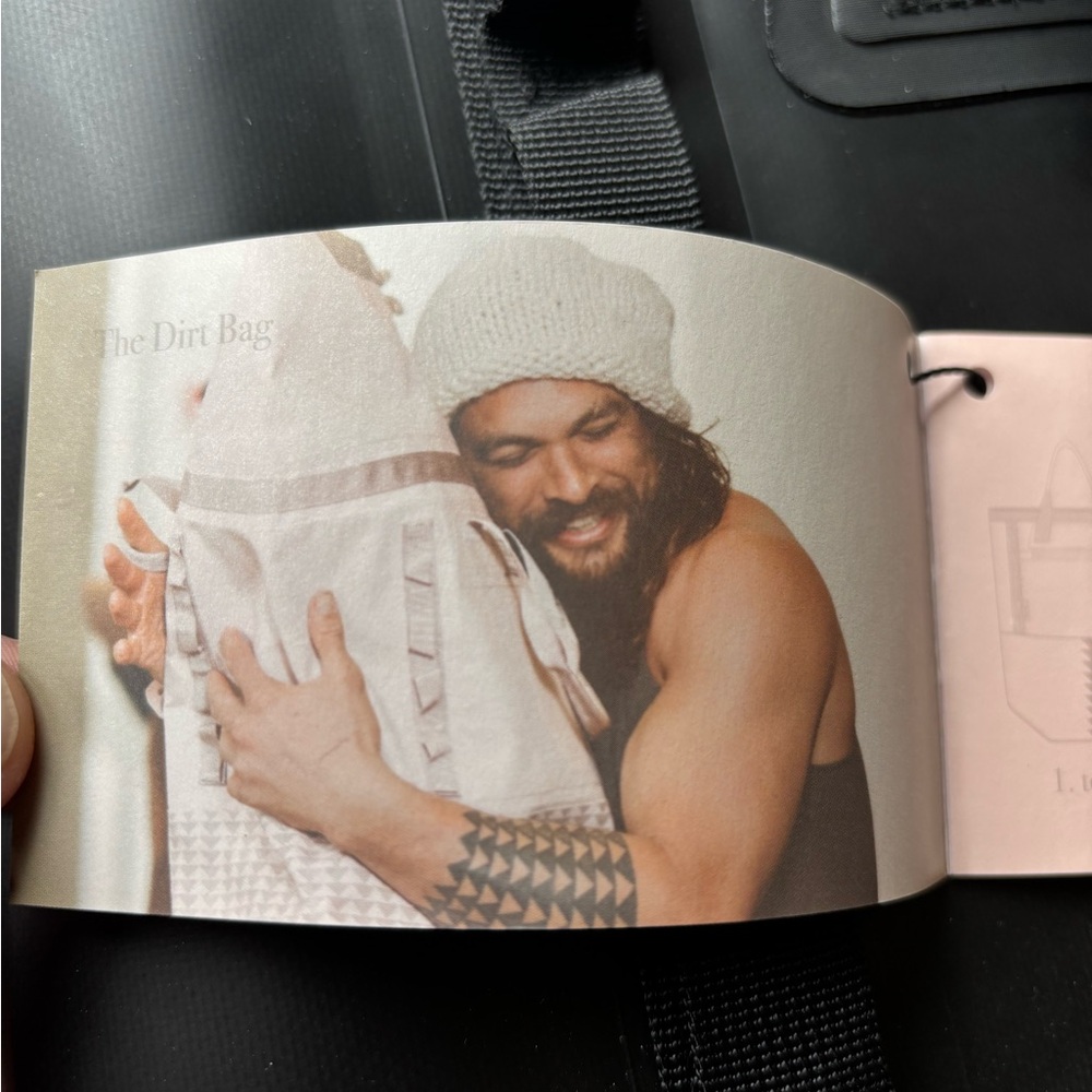 Jason Momoa On The Roam Black Men's Dirt Bag - Picture 7 of 15